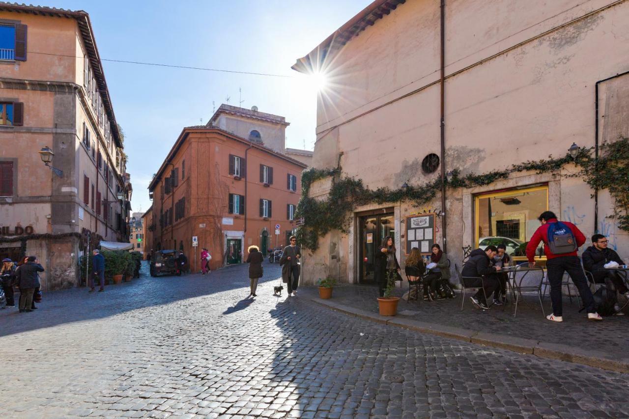 Ferienhaus Enchanting Loft In Trastevere