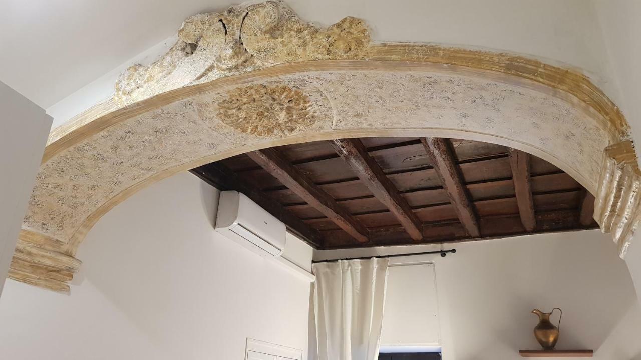 Enchanting Loft In Trastevere Rom