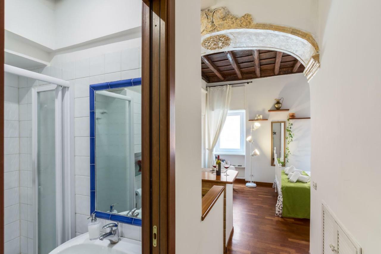Ferienhaus Enchanting Loft In Trastevere